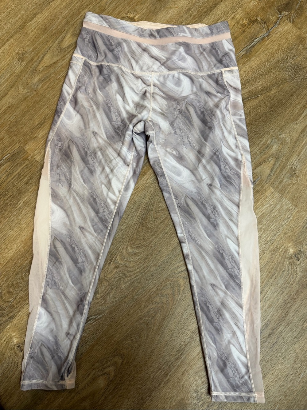 CALIA by Carrie Underwood Marble-Print Leggings in Gray and Blush